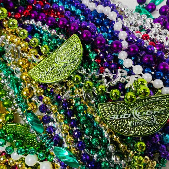 Mardi Gras Beads Party Random Lot 35 Mixed Colors & Styles Bud Light Medical NY - Picture 5 of 10